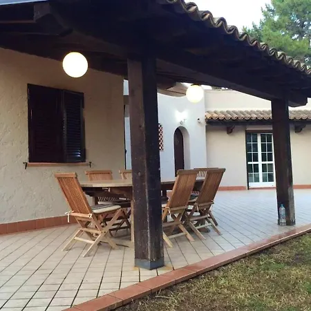 Vakantiehuis House With 4 Bedrooms In With Furnished Terrace And Wifi 100 M From The