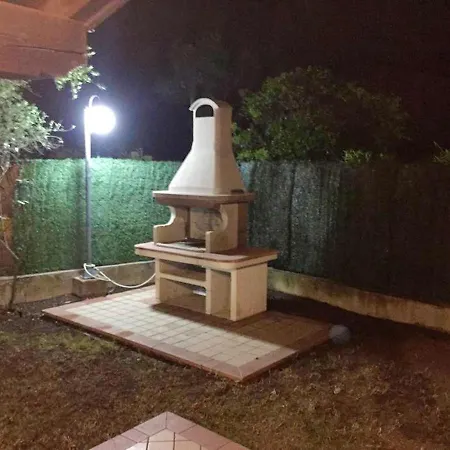 House With 4 Bedrooms In With Furnished Terrace And Wifi 100 M From The Lecci