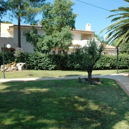 Holiday home House With 4 Bedrooms In With Furnished Terrace And Wifi 100 M From The *