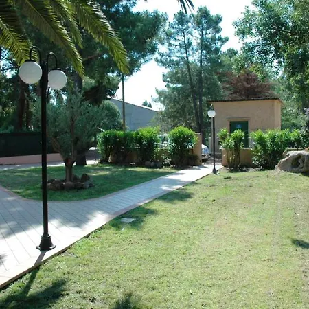 House With 4 Bedrooms In With Furnished Terrace And Wifi 100 M From The