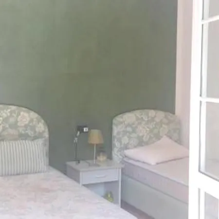 House With 4 Bedrooms In With Furnished Terrace And Wifi 100 M From The *